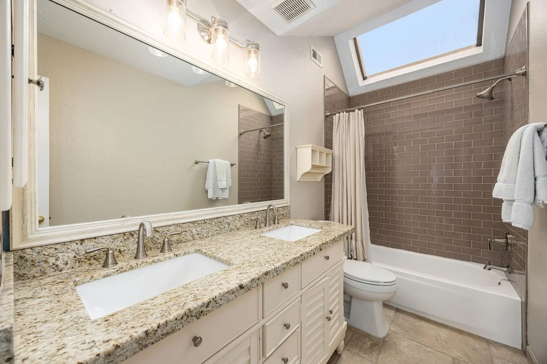 Photo of 1107 Rosemeadow Drive