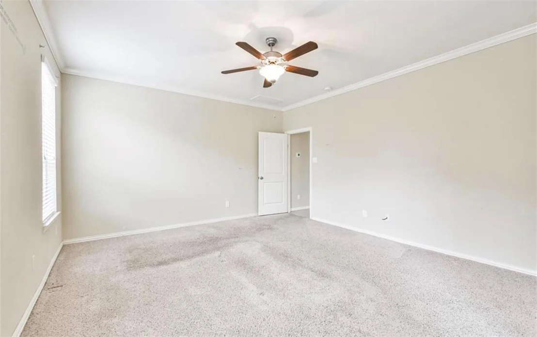 Photo of 2245 Maple Point Drive N