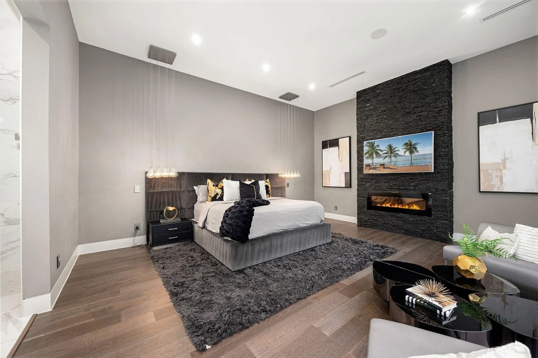 Photo of 2302 Suffolk Drive