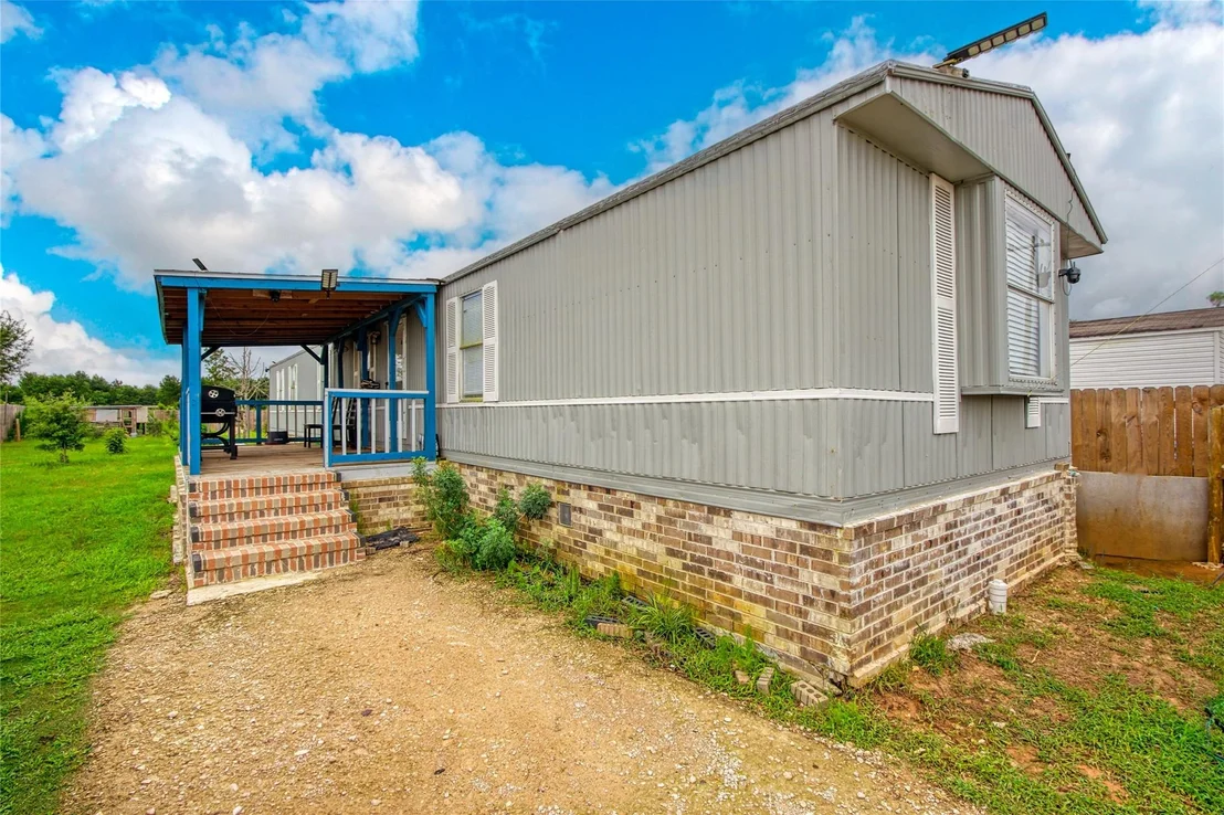 Photo of 5775 Road 3550