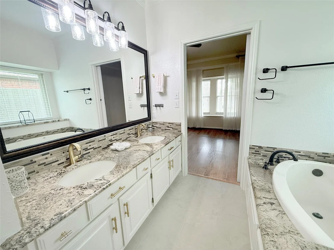 Photo of 205 Peppermint Drive