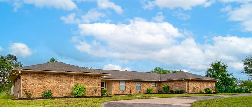 Photo of 2111 County Road 428