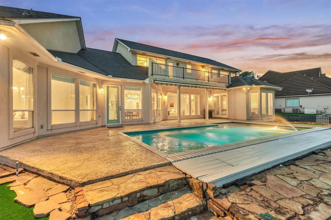 Photo of 469 Edgewood Drive