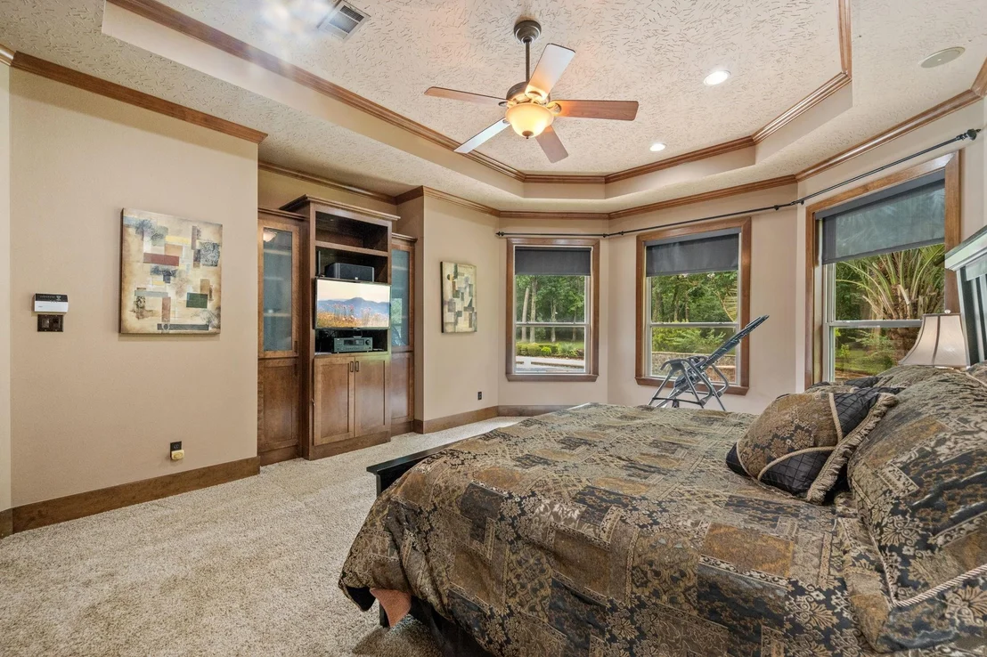 Photo of 9453 Deer Path Lane