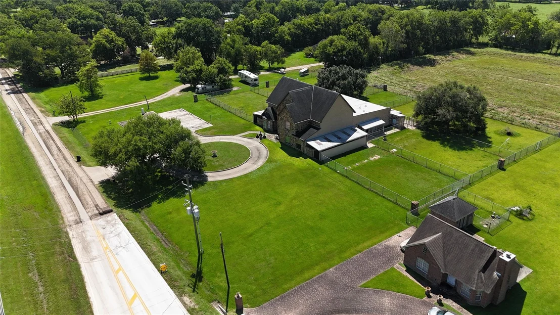 Photo of 3745 Clayhead Road