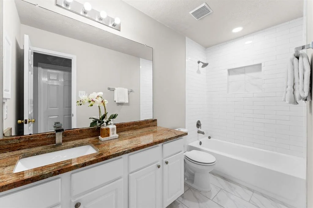Photo of 20319 Avery Point Drive