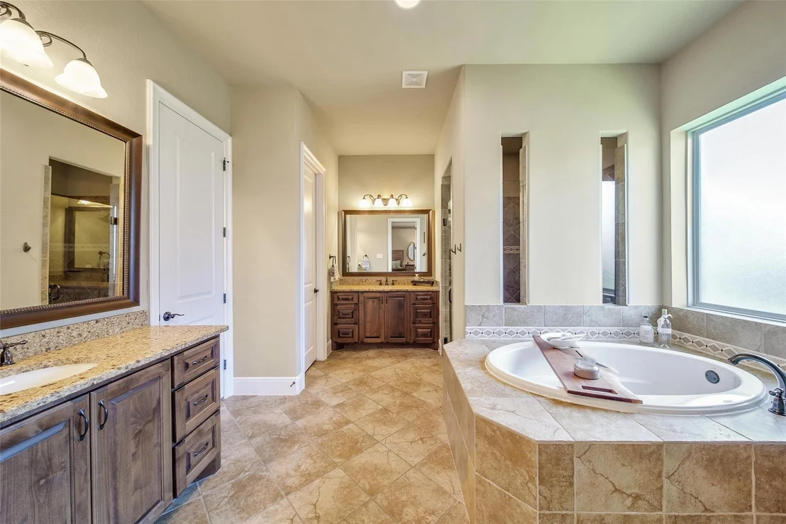 Photo of 15614 Lake Iris Drive