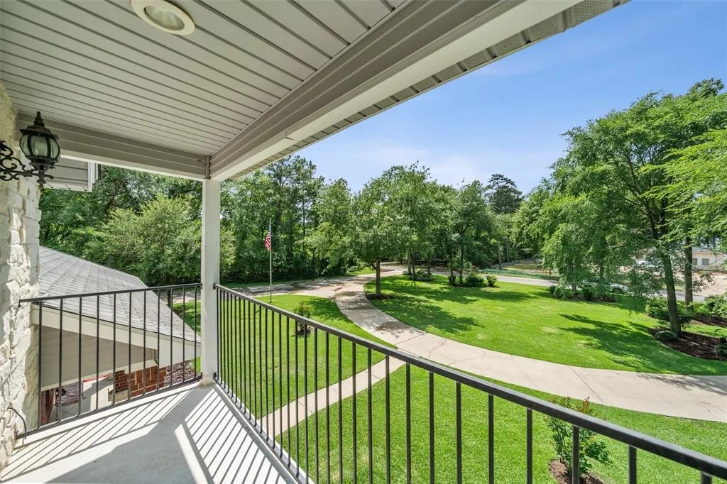 Photo of 14832 Oak Shores Drive