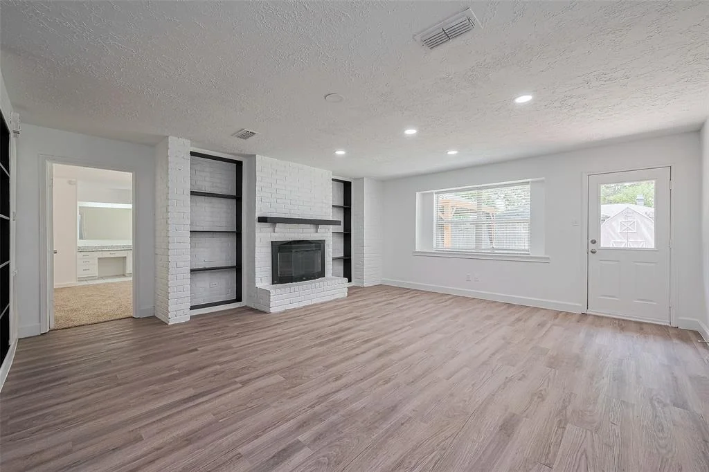 Photo of 7011 Maple Fox Drive