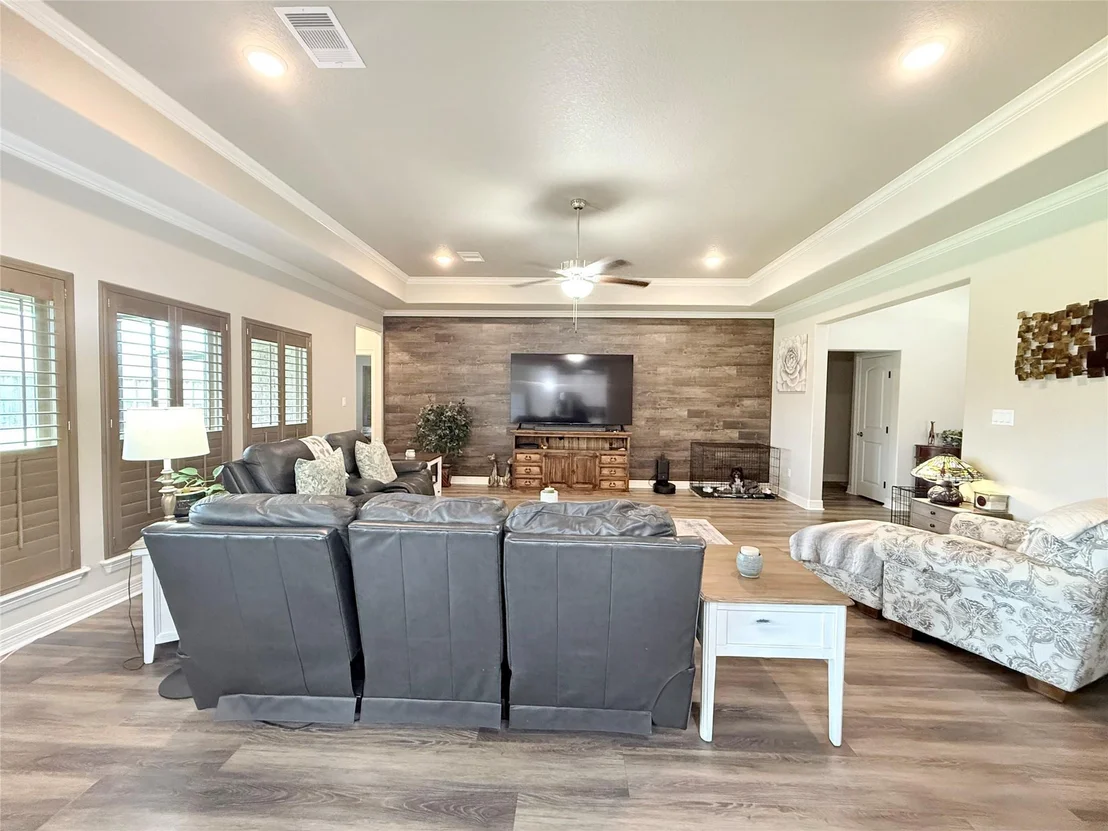 Photo of 313 Creekside Lane