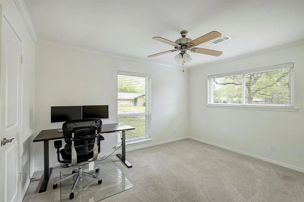 Photo of 4811 Benning Drive