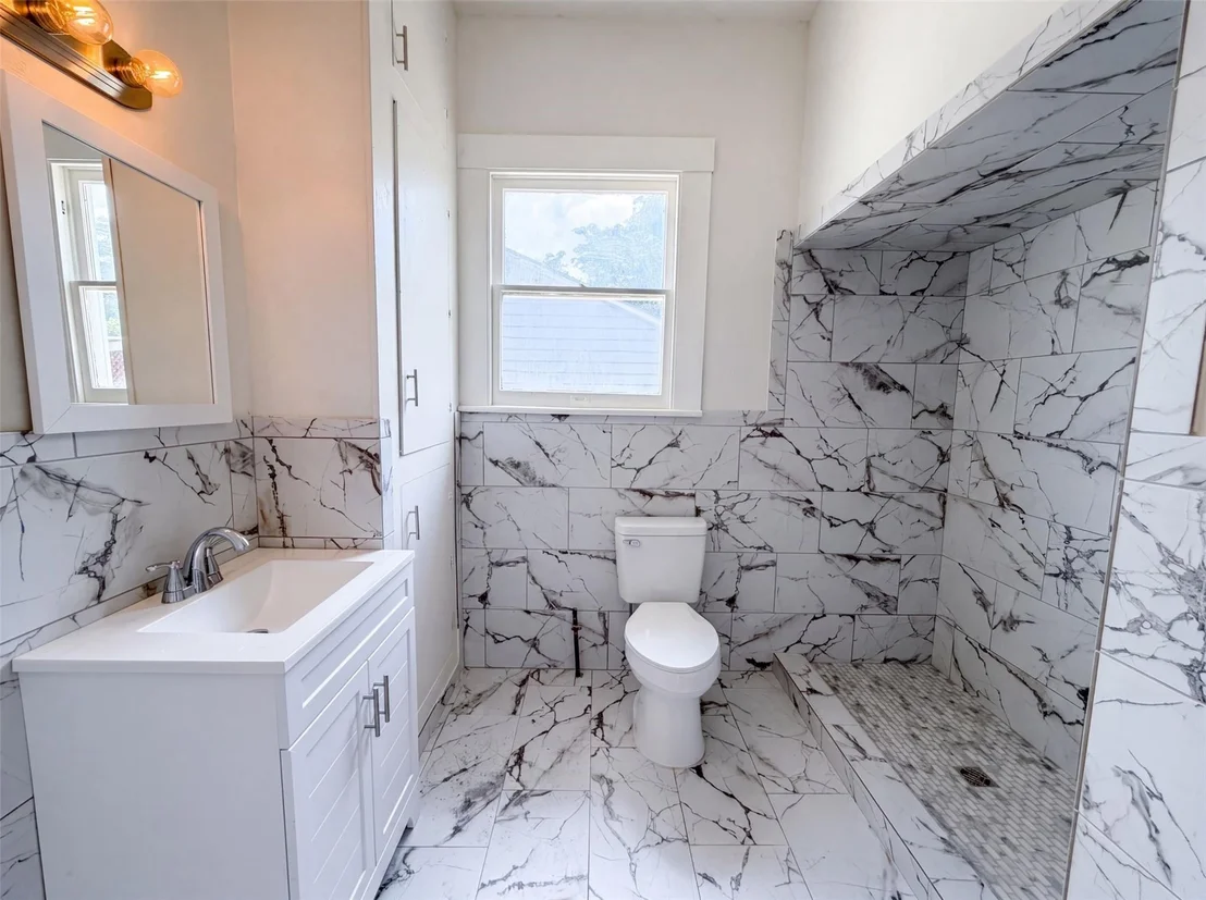 Photo of 714 Bolling Lane