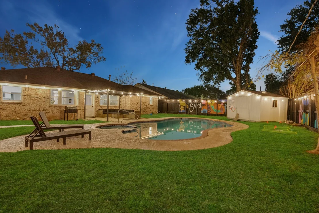 Photo of 5819 Chrystell Lane