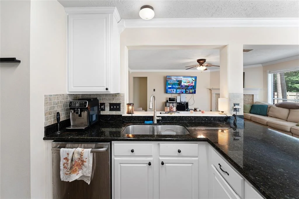 Photo of 151 N Wynnoak Circle