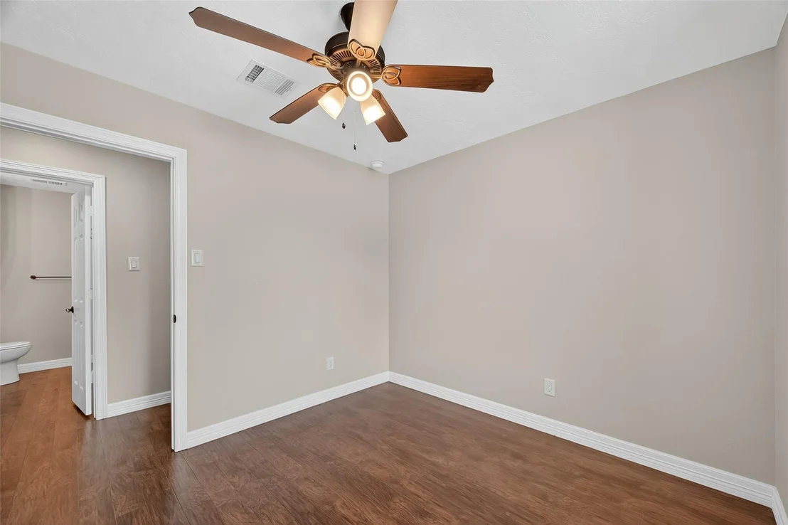 Photo of 2004 Cheryl Drive