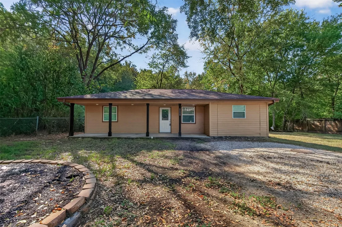 Photo of 9898 Arbor Oak
