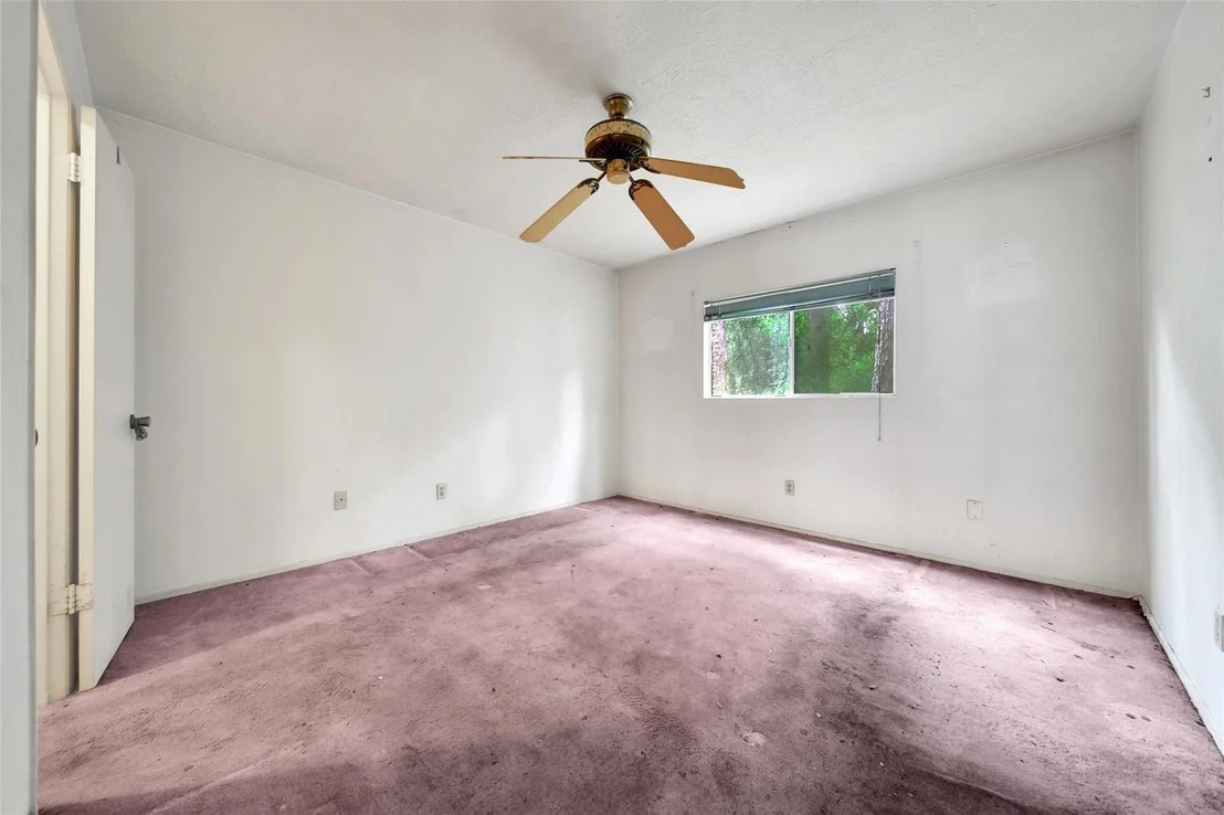 Photo of 103 E Wavy Oak Circle