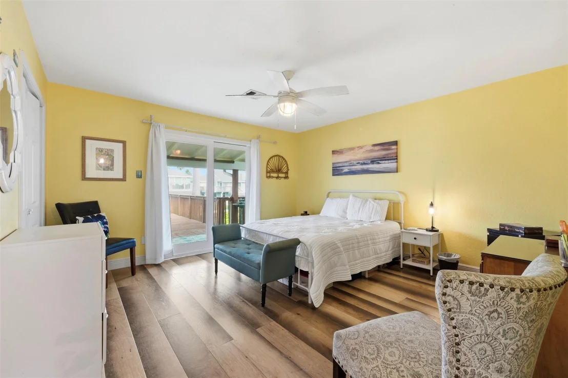 Photo of 2 S Sandpiper Street