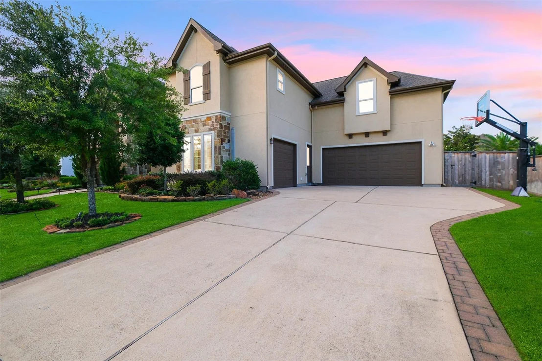 Photo of 10414 Pebblecreek Crossing