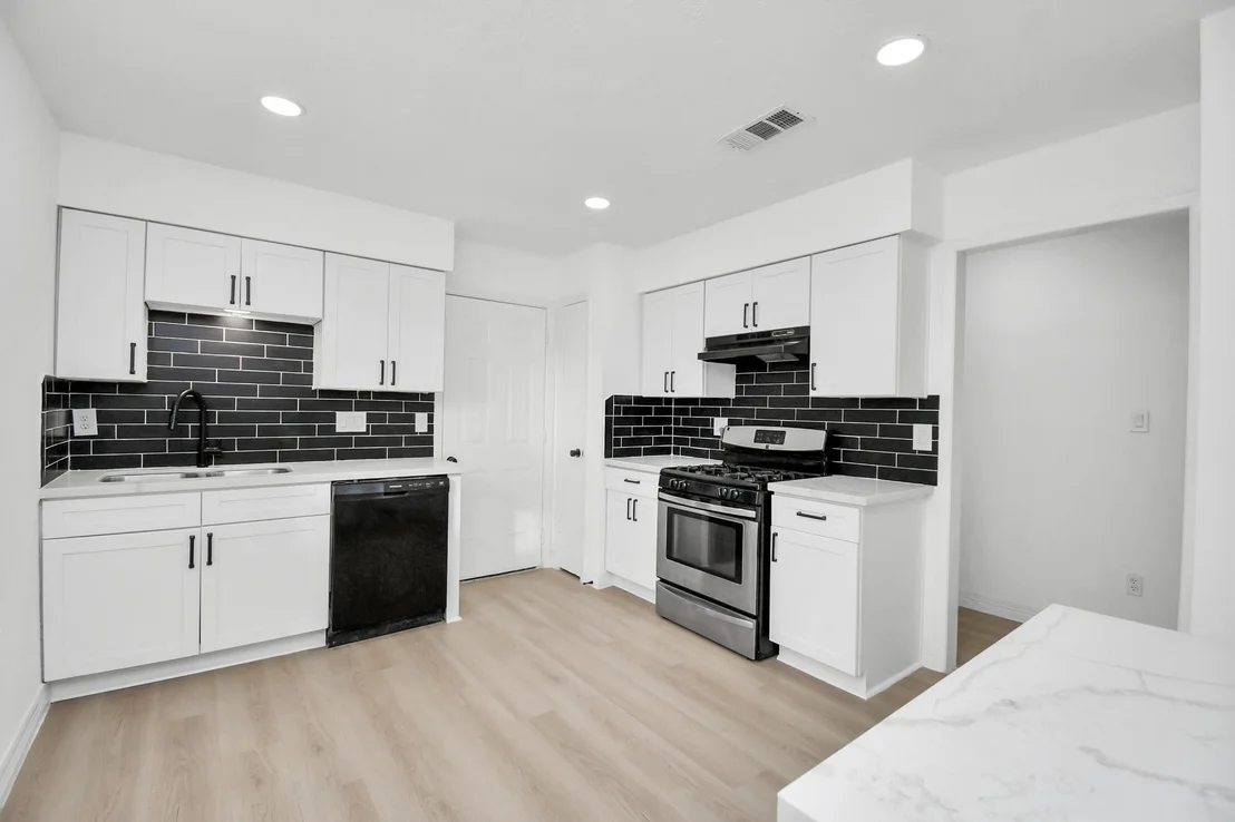 Photo of 6258 Briar Glade Drive