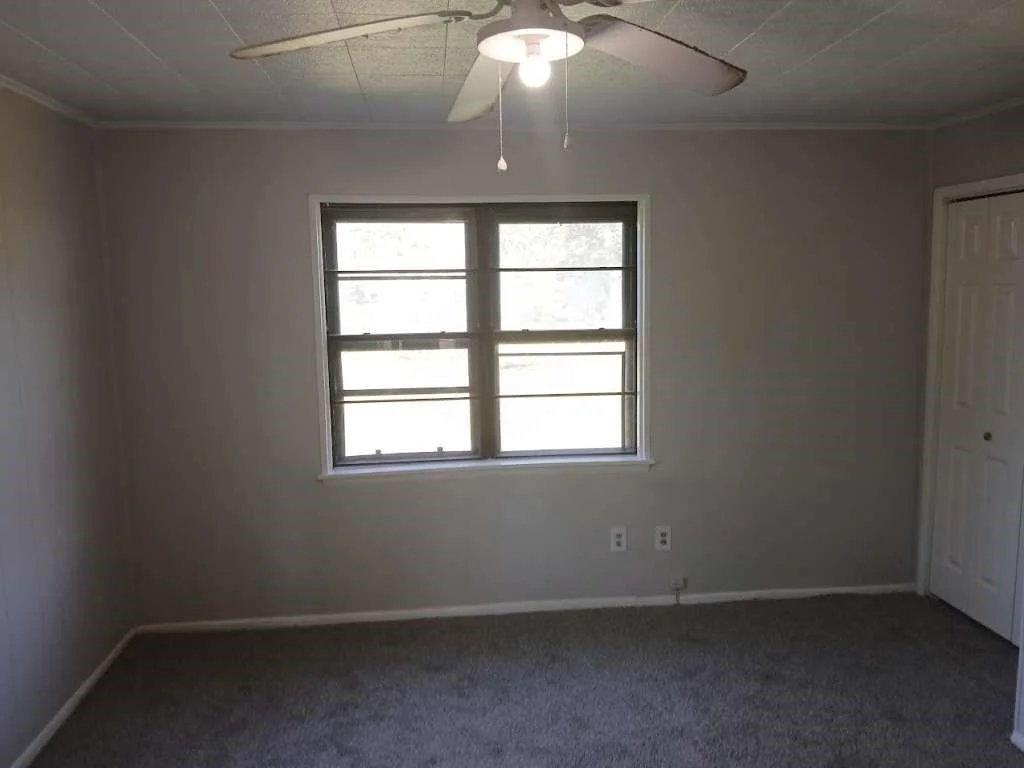 Photo of 2302 Oaklawn Drive