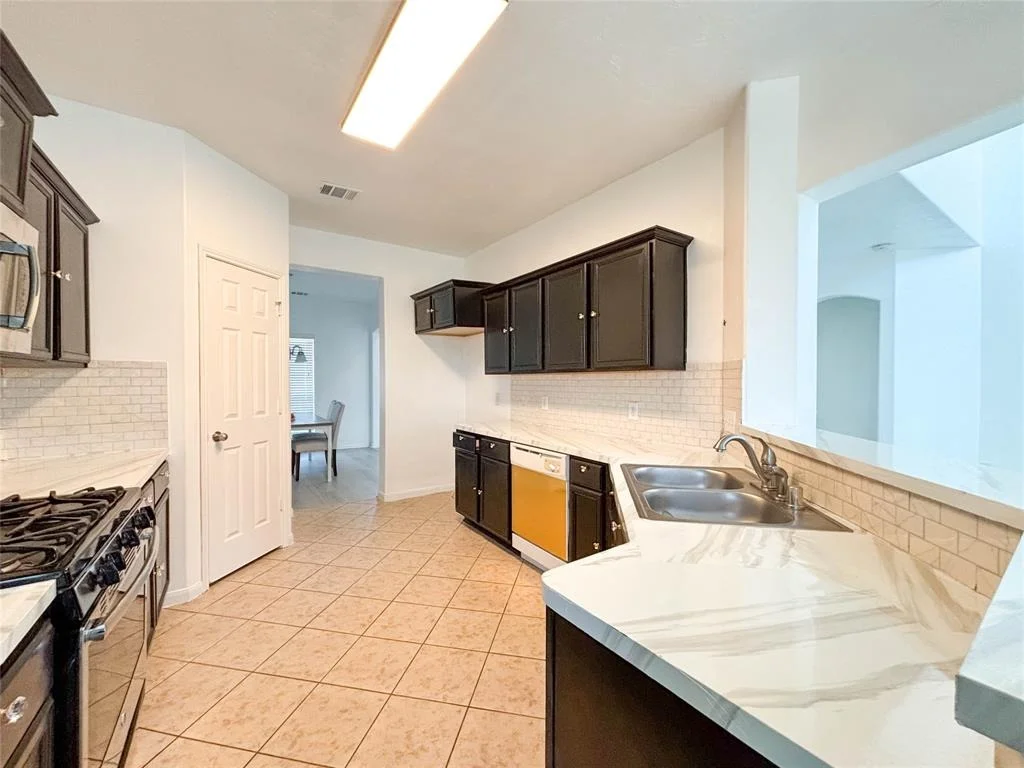 Photo of 2827 Defoe Drive