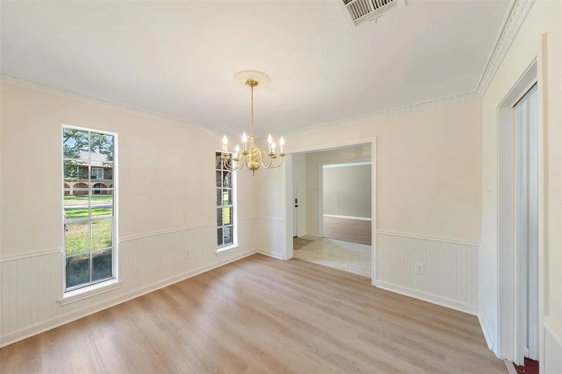 Photo of 6315 Hickorycrest Drive