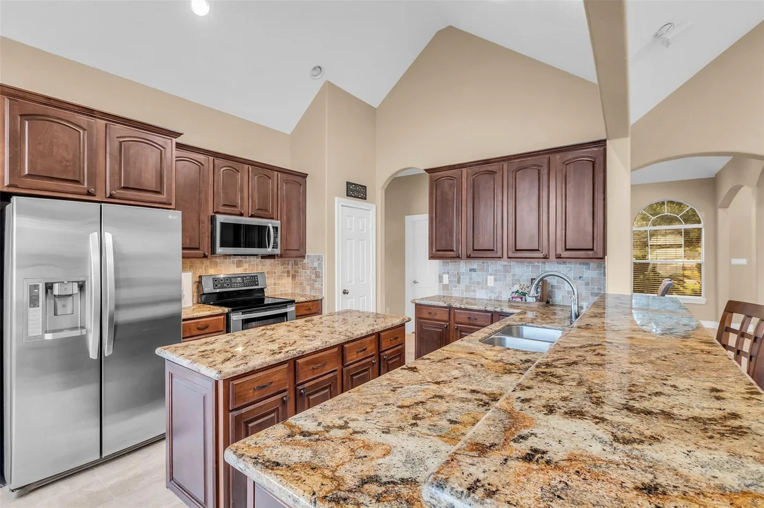 Photo of 14030 Shoreline Drive
