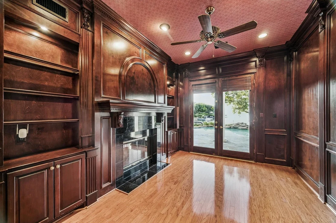 Photo of 115 Lake Estates Drive