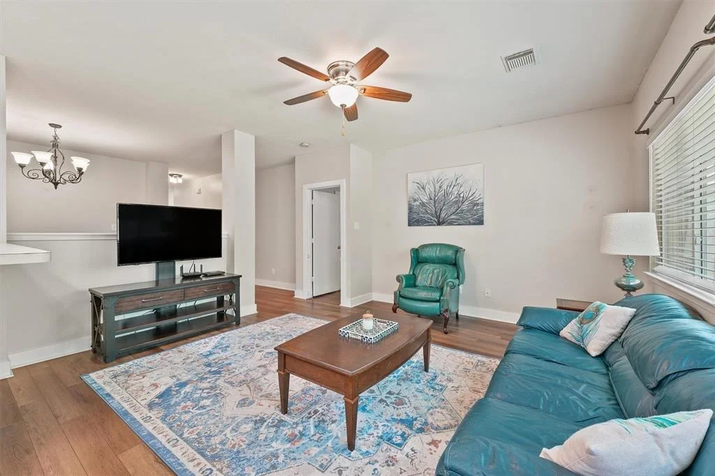 Photo of 22210 Laurel Pine Circle