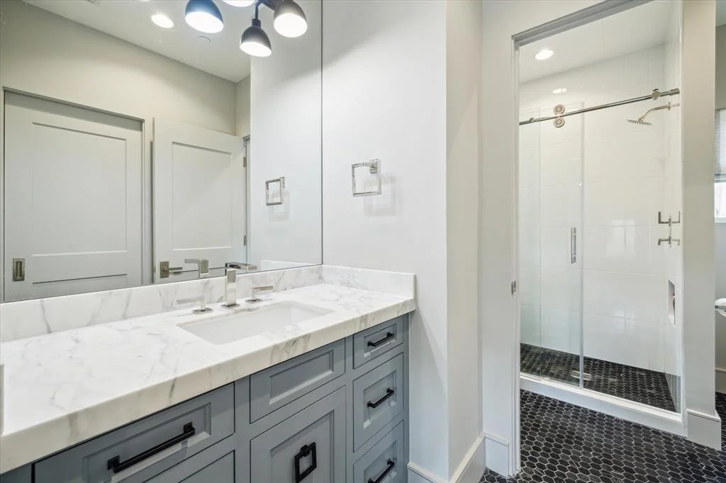 Photo of 415 Coachman Lane