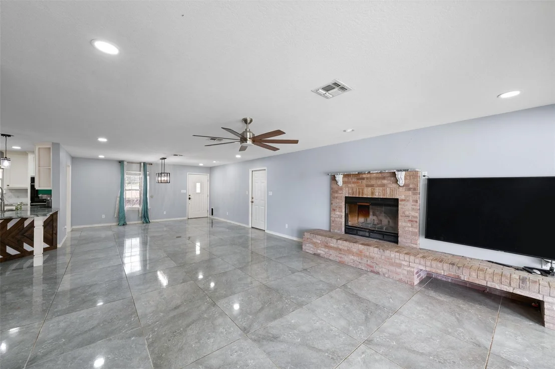 Photo of 2373 County Road 248