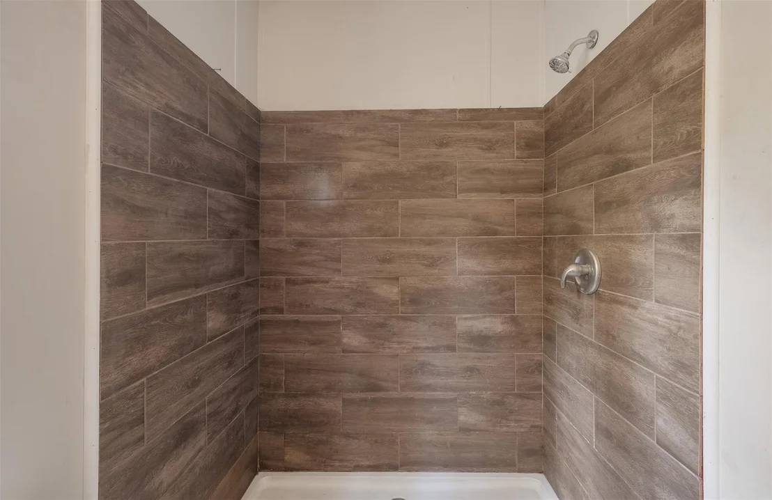 Photo of 350 Oak Tree Drive