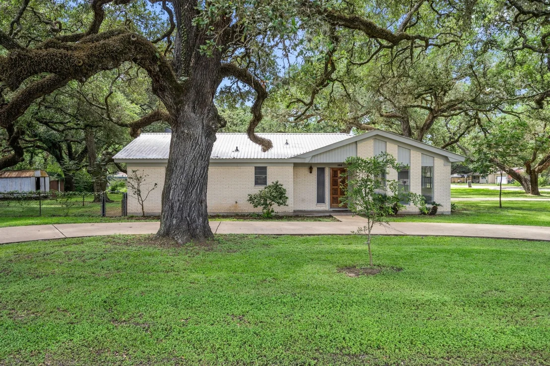 Photo of 103 King Drive