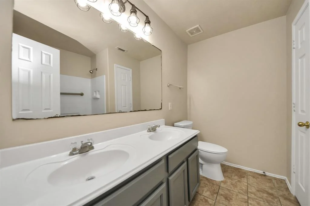 Photo of 2515 Knoll Shadows Lane