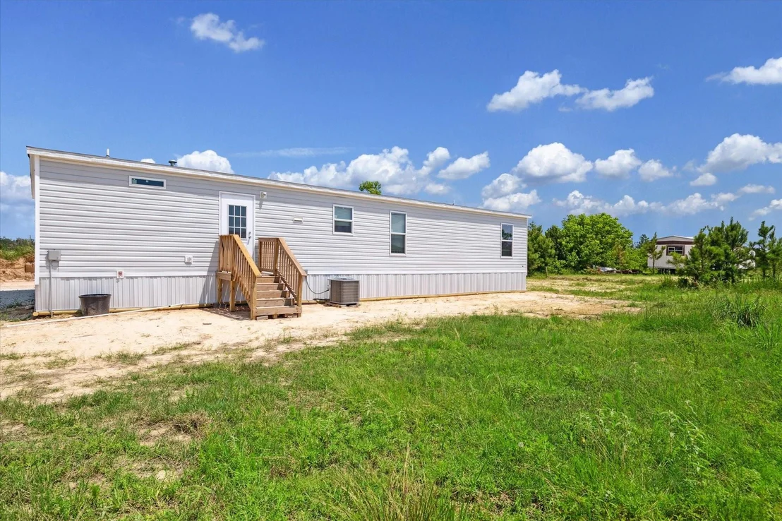 Photo of 1264 Road 5735