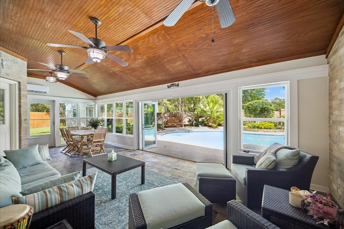 Photo of 22203 Merabrook Drive