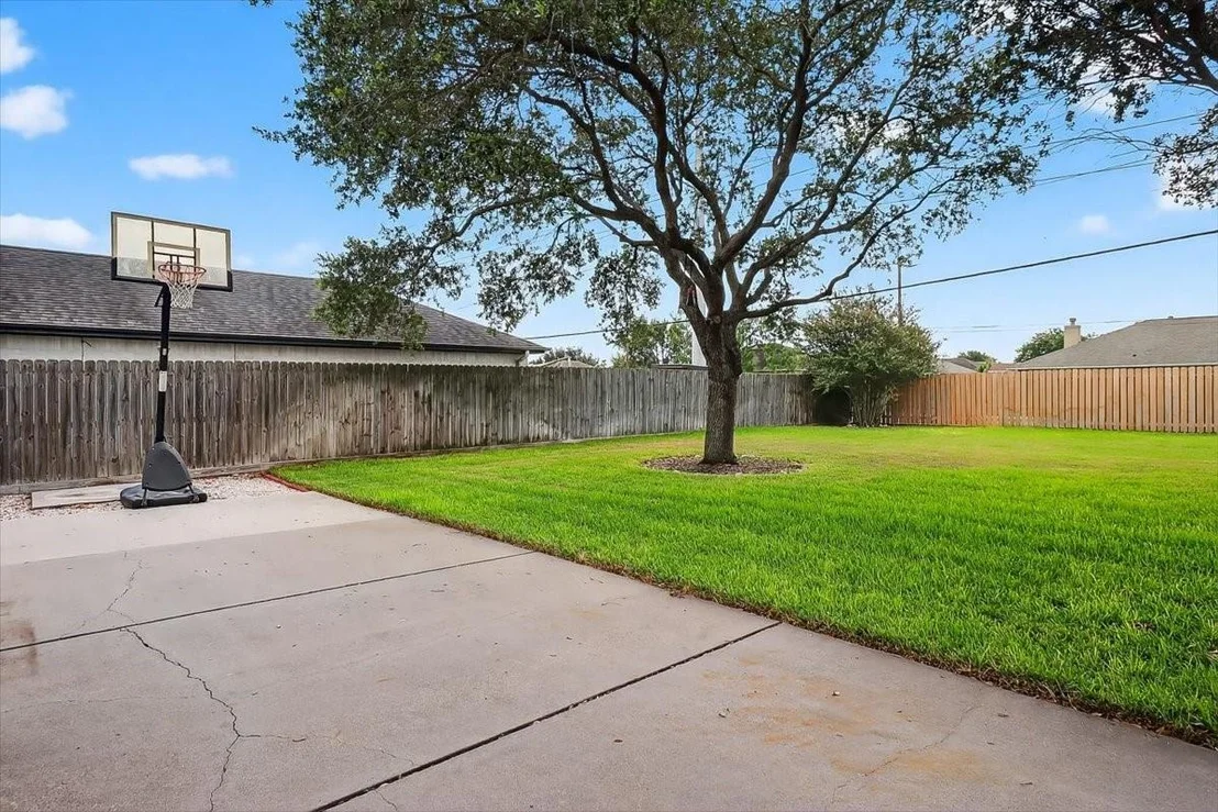 Photo of 8114 Etienne Drive