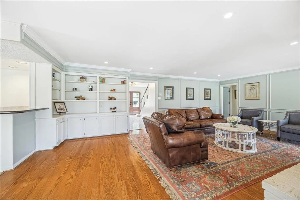 Photo of 619 Chevy Chase Circle