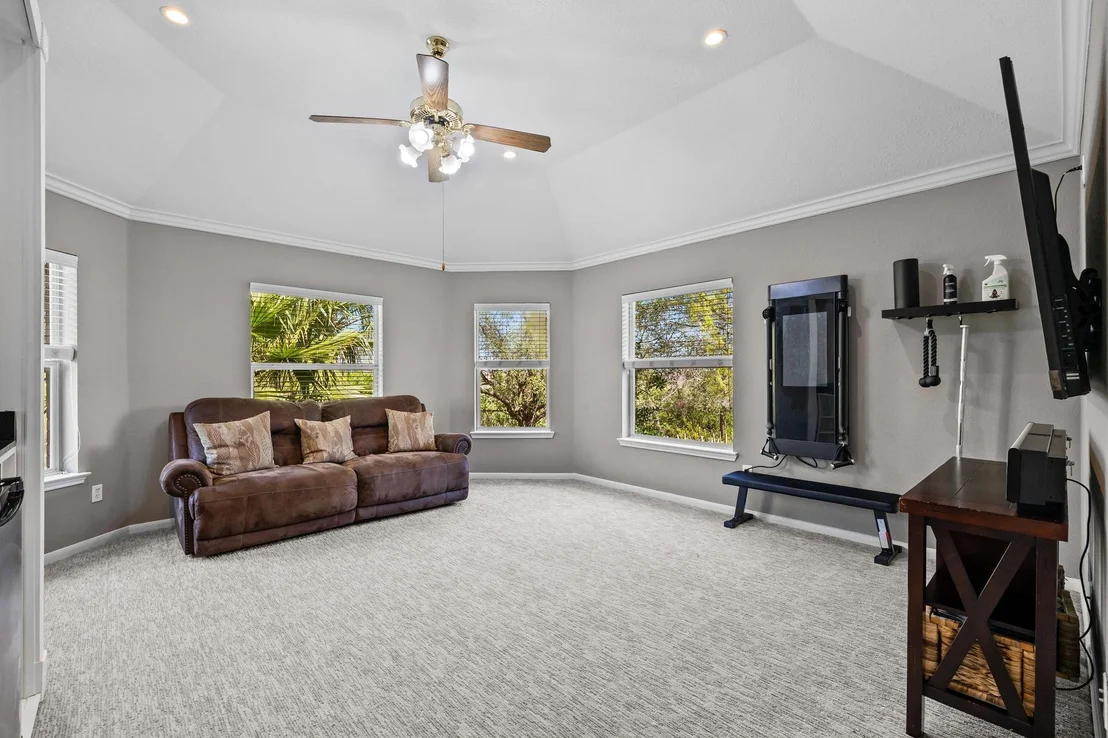 Photo of 2823 Irvington Drive