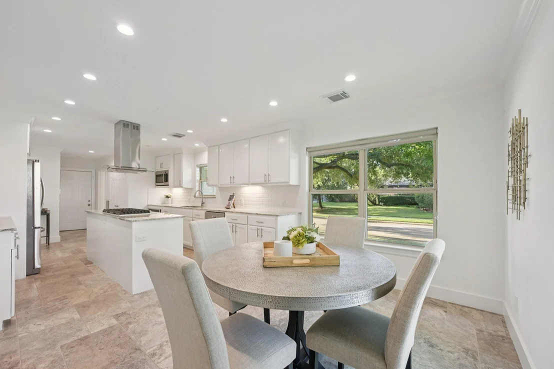 Photo of 1302 Riverview Circle