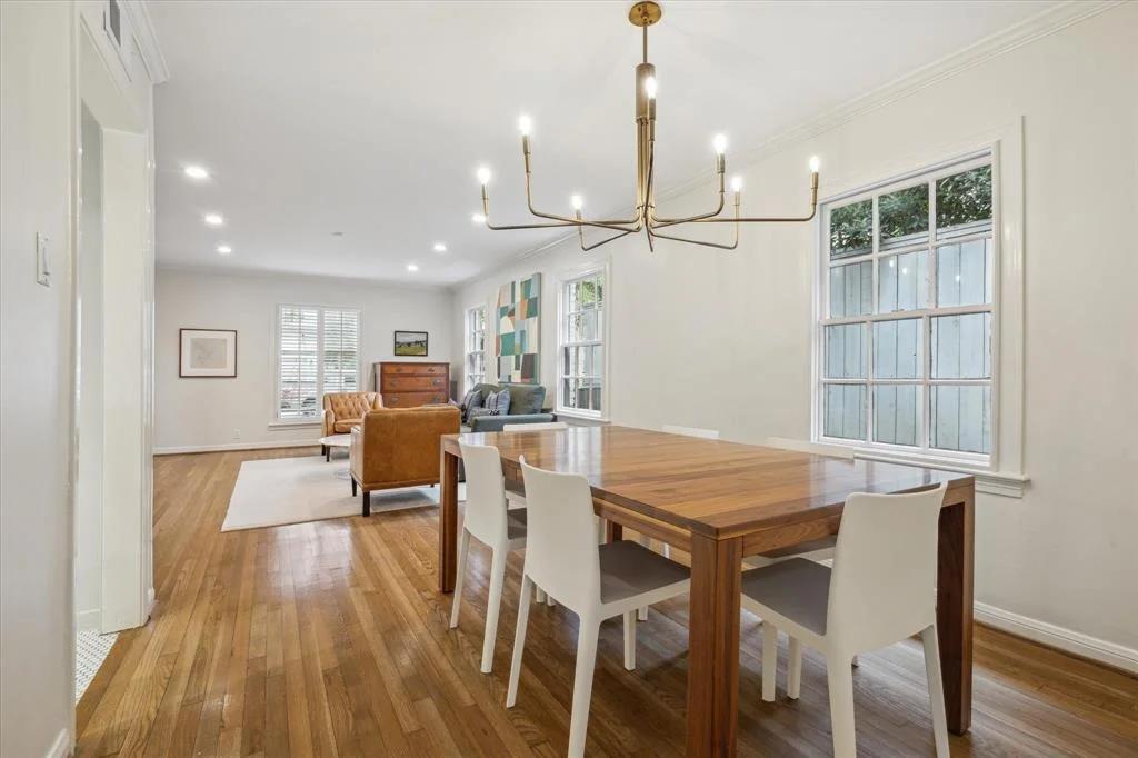 Photo of 2510 Addison Road