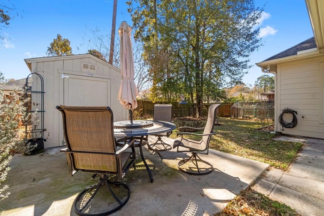 Photo of 984 Arbor Glen