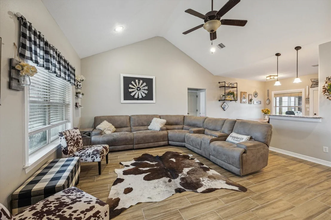 Photo of 5658 Longhorn Trail