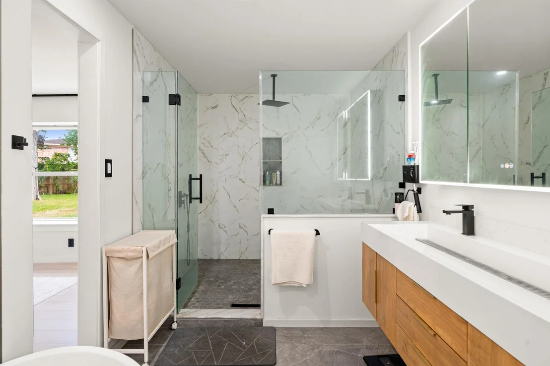 Photo of 2211 Pomeran Drive