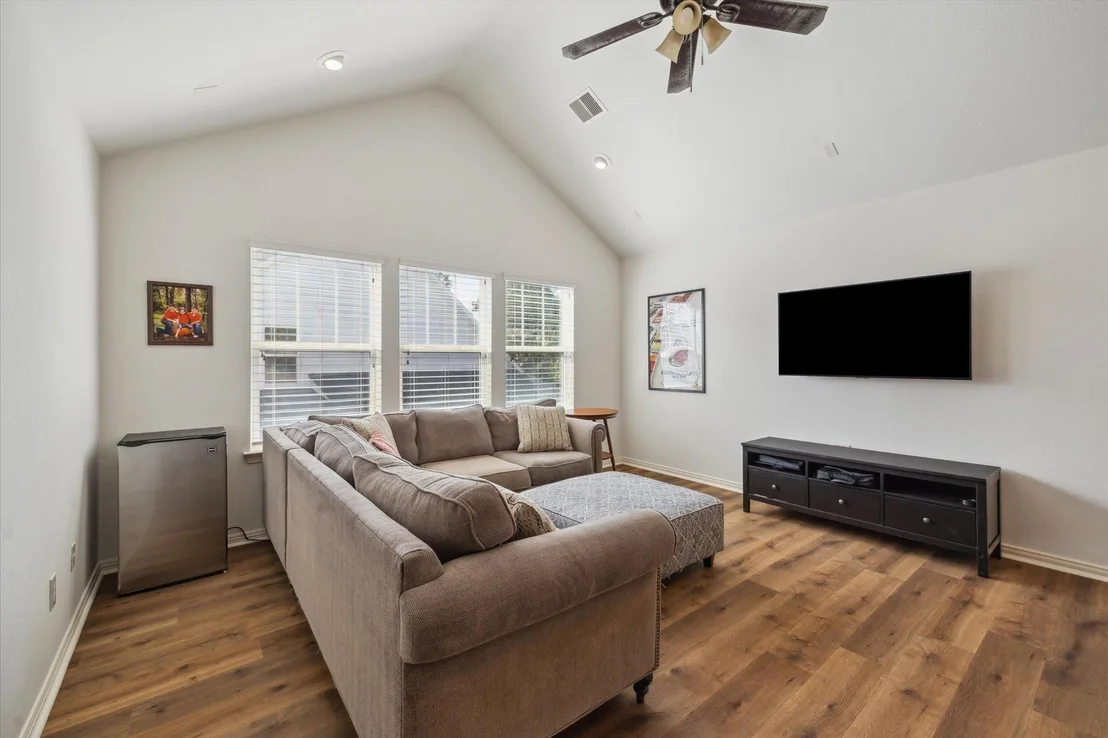 Photo of 141 Cherry Oak Lane