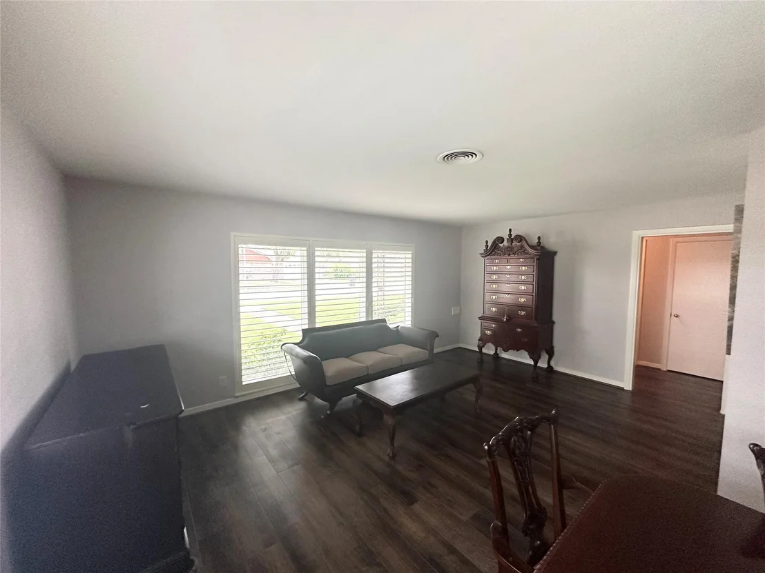 Photo of 2123 Ridgecrest Drive
