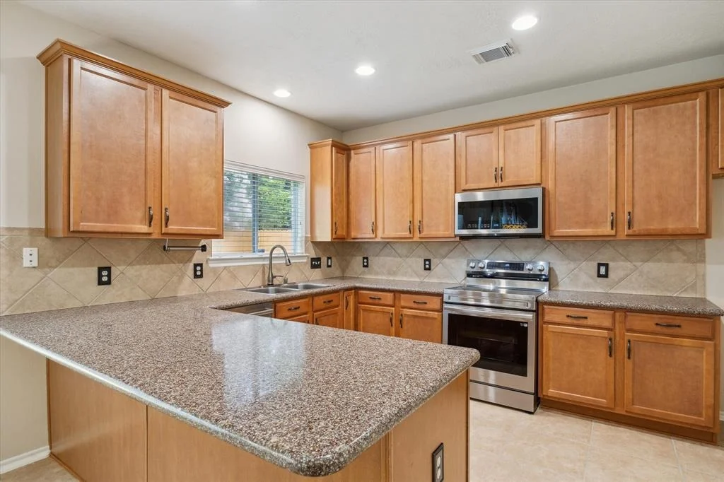 Photo of 25602 Saddlebrook Village Drive