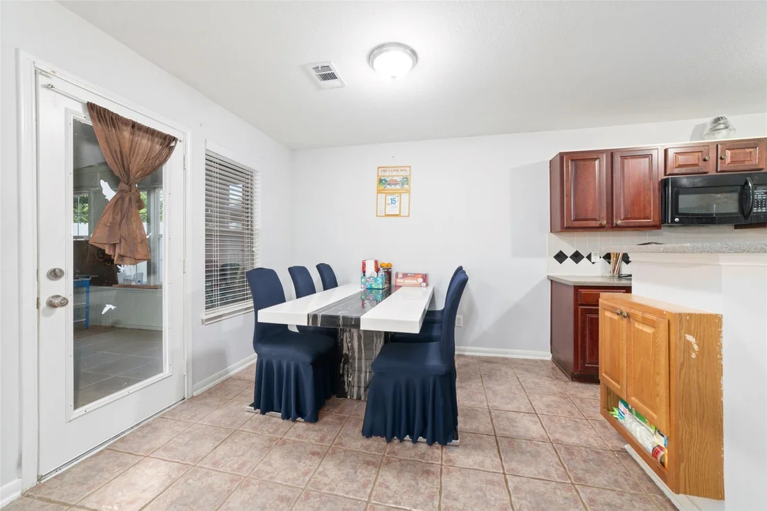 Photo of 8427 Brickhaven Lane