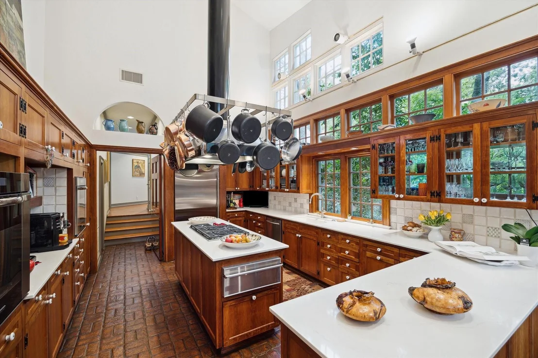 Photo of 3971 Inverness Drive